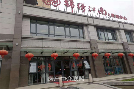 出售泰安山口镇朝阳小区3室2厅1卫128平精装修